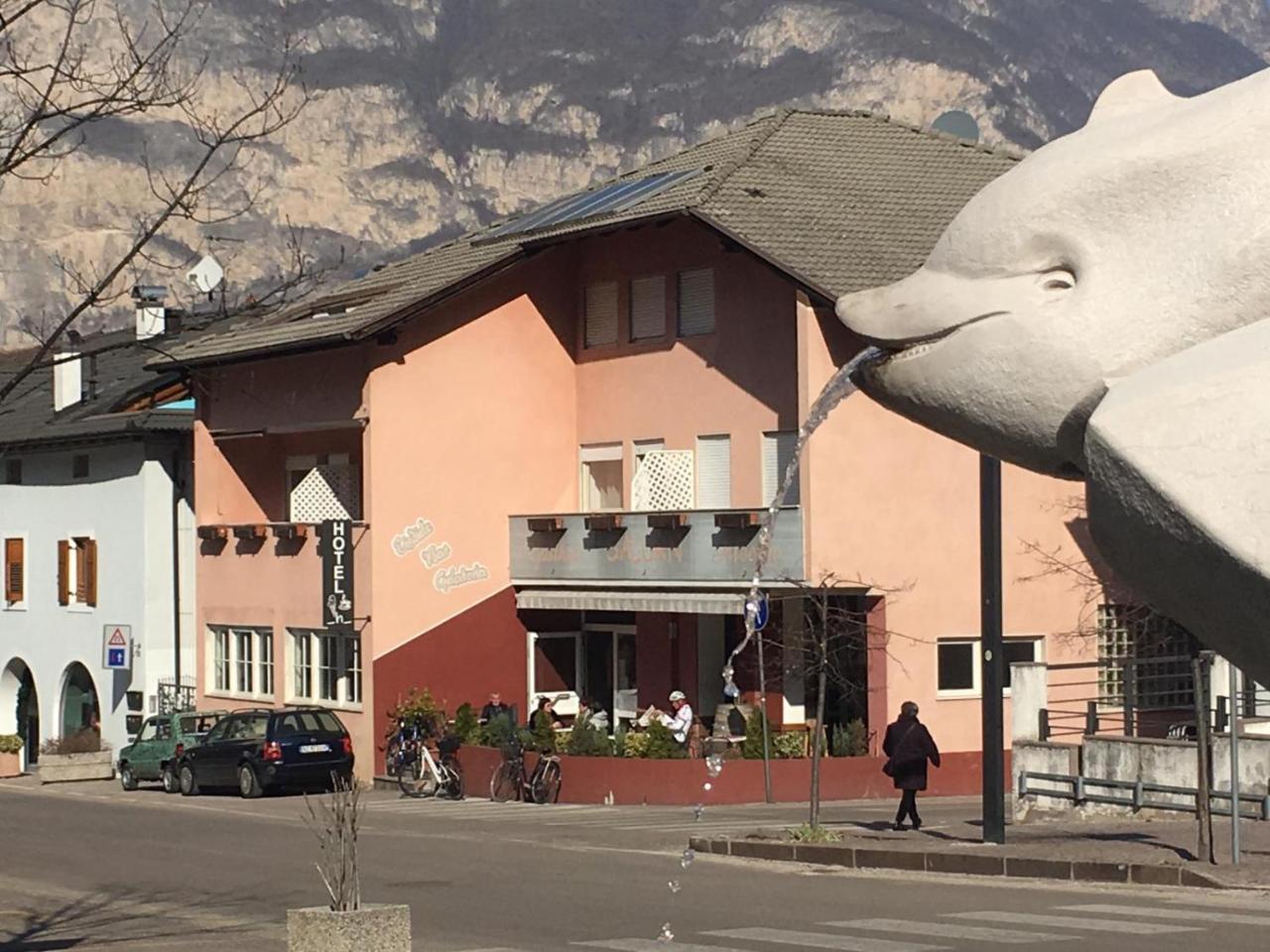 Hotel Gasthof Salurn Exteriér fotografie